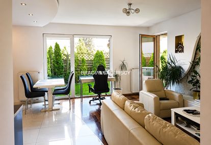 2 pok ok 52,5m2 z tarasem i ogórdkiem 130m2