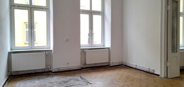 2-pokojowe mieszkanie do remontu w centrum