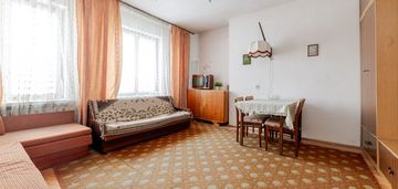 2 pokoje w kamienicy blisko parku skaryszewskiego