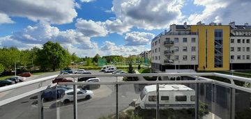 3 pok,komórka,2 garaże, do zamieszkania