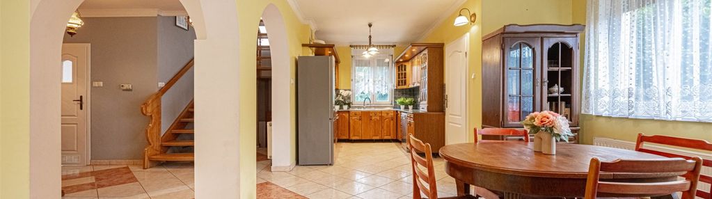 Dom wolnostojący + lokal usługowy | ogród, film