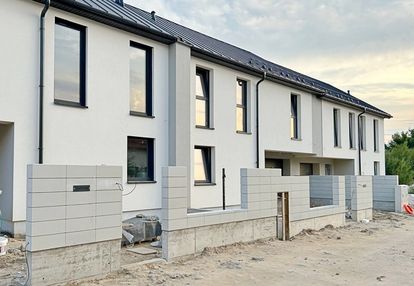 Dom szeregowy w zawadach bez prowizji kupującego.