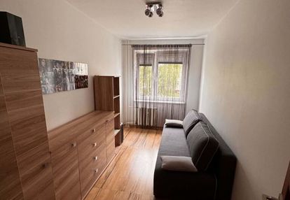 3 pokoje z dużym balkonem i piwnicą
