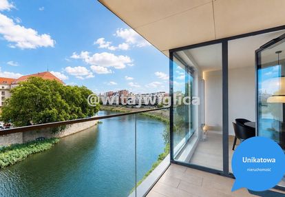 Elegancki apartament. widok na rzekę. loggia. hit