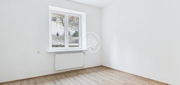 Przestronne 77 m² z ogrodem