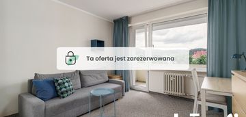 Przestronne dwupokojowe mieszkanie w oliwie