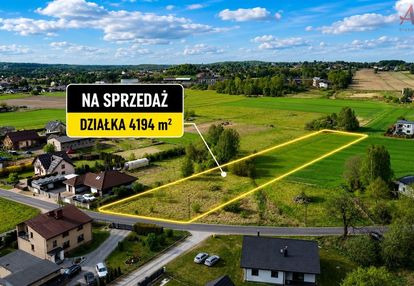 Działka 4195 m², wszystkie media, spokojna okolica