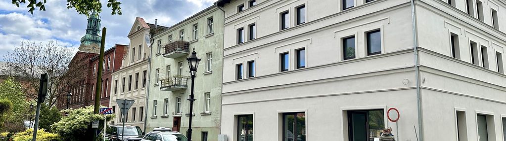 Mieszkania w odrestaurowanej kamienicy przy parku