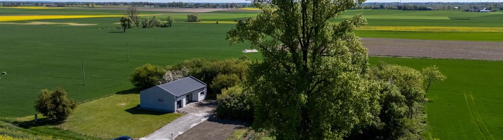 Nowoczesny dom na wsi z dużą działką bez sasiadów