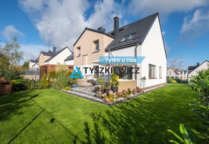 Piękny dom w super lokalizacji - łapino kartuskie