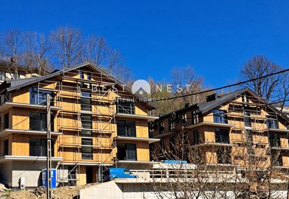 Piękny apartament z antresolą w centrum szczyrku