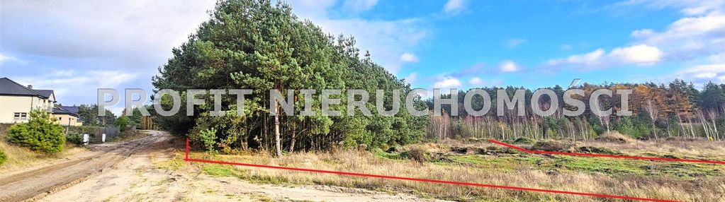 Działka niedaleko jeziora w otulinie lasu