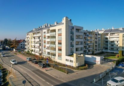 Batalionów chłopskich/lazurowa-> 2 poziomy + garaż