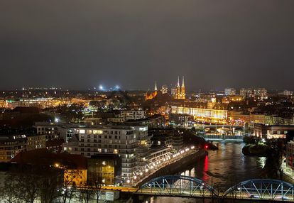 Quorum/954 000 за пакет/ 19 поверх/ вид на місто