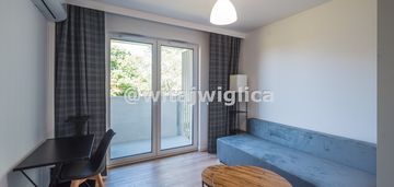 Dwupokojowe mieszkanie z widokiem na zieleń