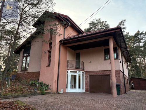 Atrakcyjny dom wśród zieleni tuszyn
