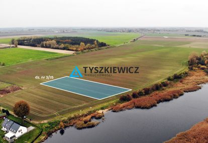 Piękna działka koło rzeki szkarpawa