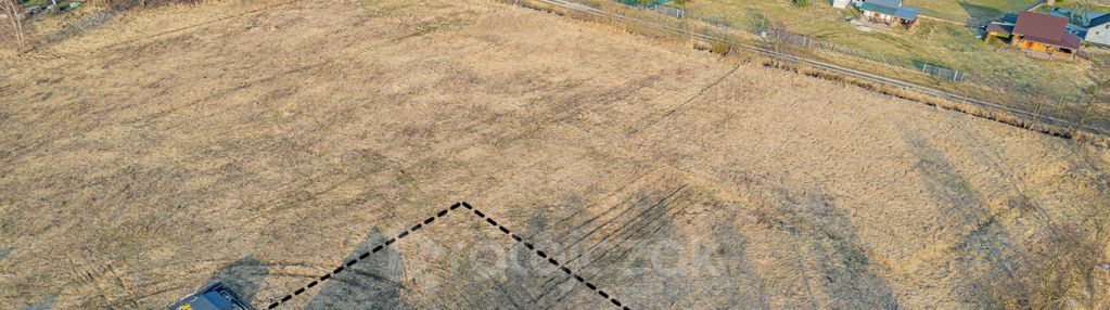 Działka budowlana – | mpzp | prąd na działce