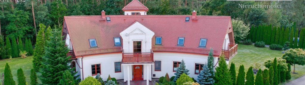 Rezydencja z prywatnym basenem i ogrodem | koźmin