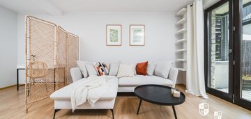 Dwupokojowe mieszkanie z tarasem, starego dębu