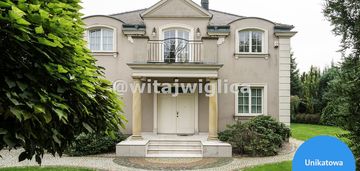 Willa z basenem na jagodnie.