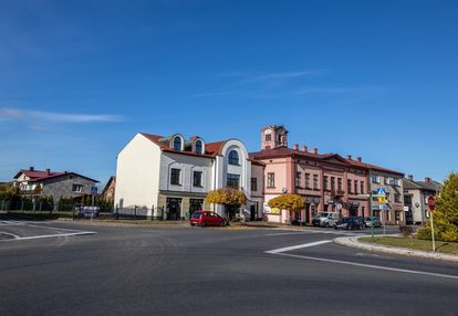 Dochodowa kamienica w centrum miejscowości