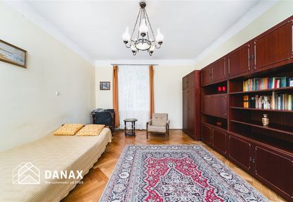 Salwator/pl. na stawach! 2 pokoje, balkon, piwnica
