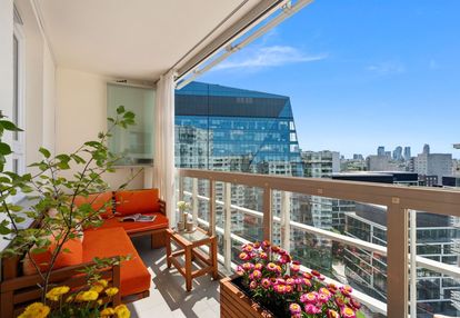 Rodzinny apartament z widokiem na city i żoliborz