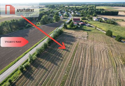 Działka budowlana blisko jeziora i lasu.