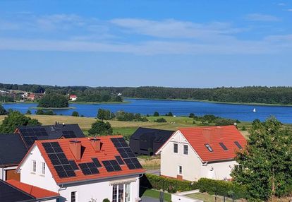 Luksusowy dom z widokiem na jezioro - warzno