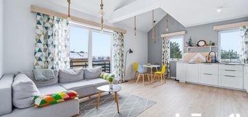 2-poziomowe, bezczynszowe, 2 miejsca parkingowe