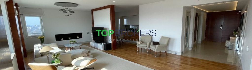 Luksusowe trzy pokoje, basen i fitness w budynku