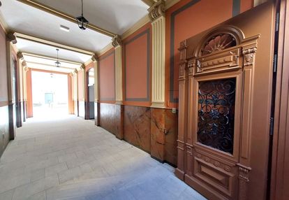 Winda, budynek premium