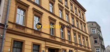 5 pokoi, 130,32 m do remontu na starym mieście.