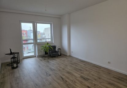 Wynajmę mieszkanie 3-pokojowe ul. spokojna