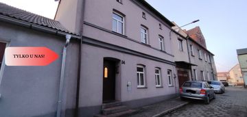 Dom z podwórkiem i garażem w centrum nml