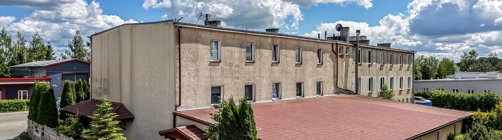 Cały budynek | cena poniżej 1000 zł za metr kw