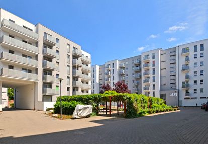 -2012.rok-media miejskie-taras-piwnica-m.parking-!