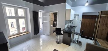 21m2-świeżo po remoncie-5min do rynku-med.miejskie