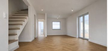 91 m2 skrzynki ul. truskawkowa-do wejścia