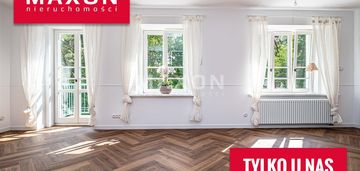 - duży taras - 2-poziomowy, luksusowy apartament