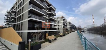Apartament z widokiem na rzekę