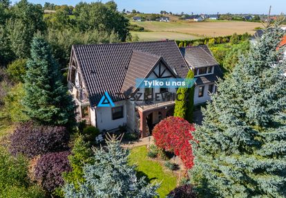 Przestronny dom z częścią pod wynajem | usługi