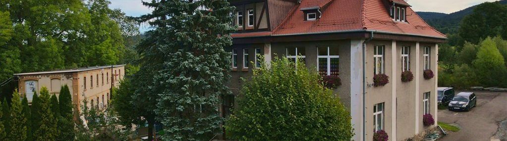 Niepubliczna placówka opiekuńczo-wychowawcza