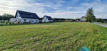 Świetna działka budowlana dla twojego wymarzonego domu