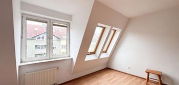 Nieumeblowane mieszkanie 3 pokojowe, aneks niemcewicza
