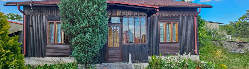 Klimatyczny drewniany dom, w przybynów gm żarki