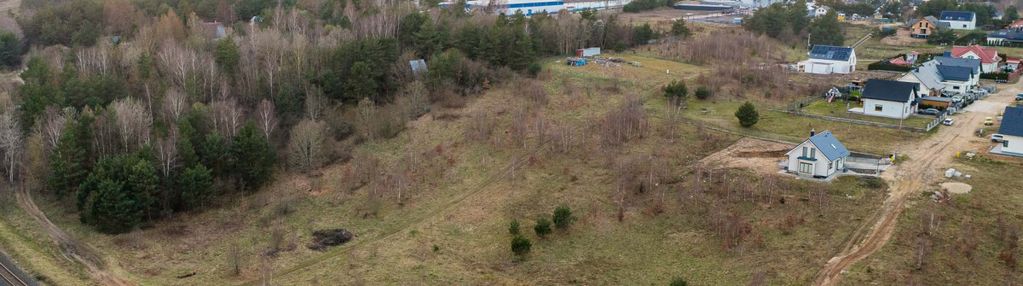 Pełne uzbrojenie | prostokątna | jezioro i las