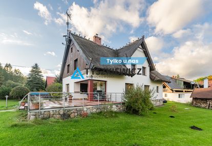 Piękny dom z linią brzegową jeziora!