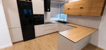 Skrajny segment 101 m² | 5 pokoi | ogród 240 m² |